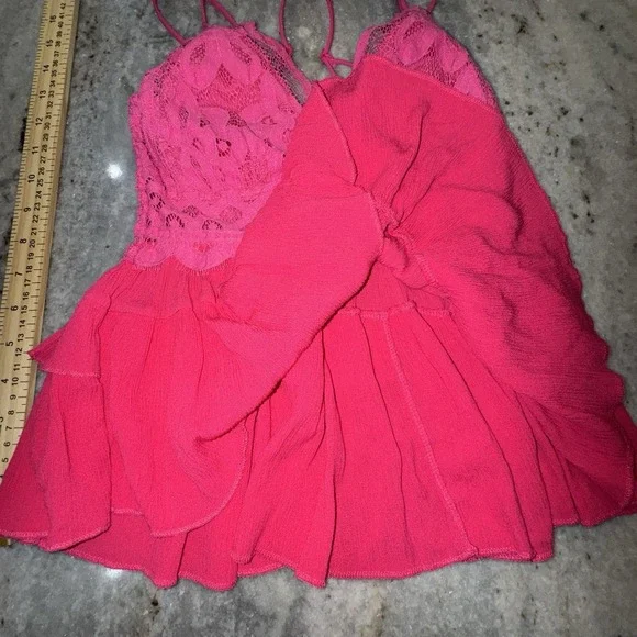 Zenana Tank Top Medium Hot Pink Cami Baby Doll Lace Y2K Cropped - Picture 2 of 6